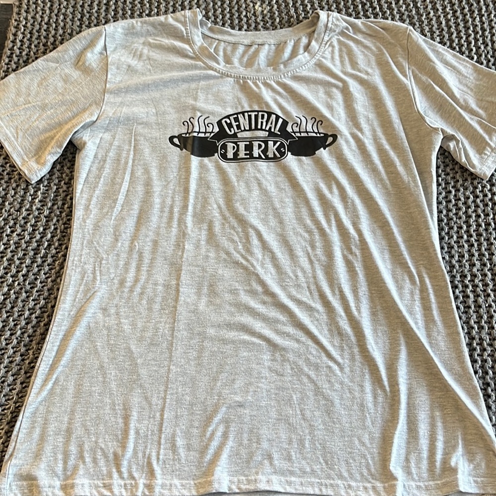 Graphic t